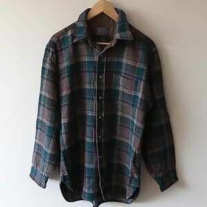 Vintage Pendleton 100% Virgin Wool Plaid Shirt Size Large